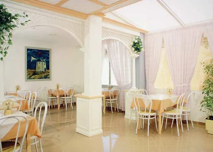 Molino Blanco 아파트 *